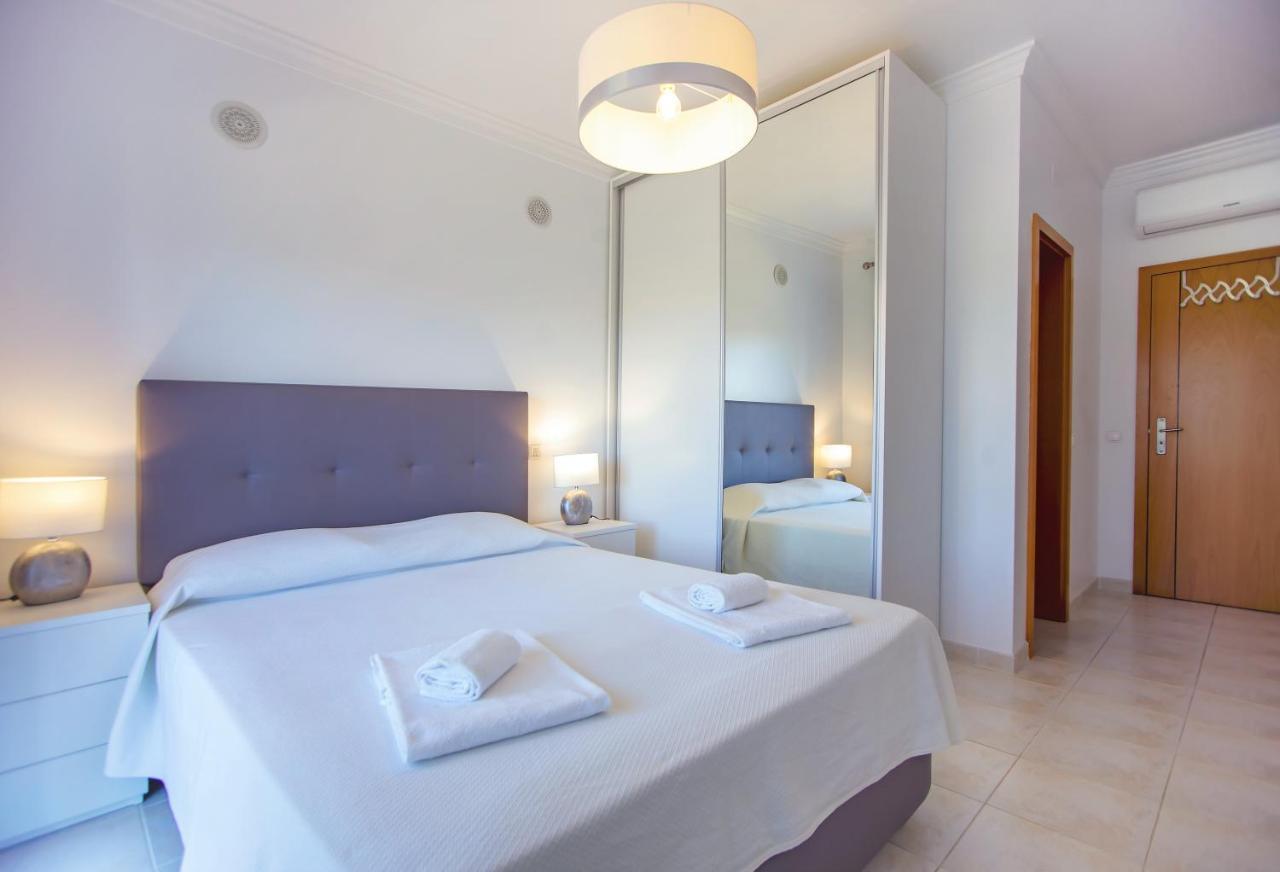 Olhos De Agua Apartment Albufeira II Eksteriør billede