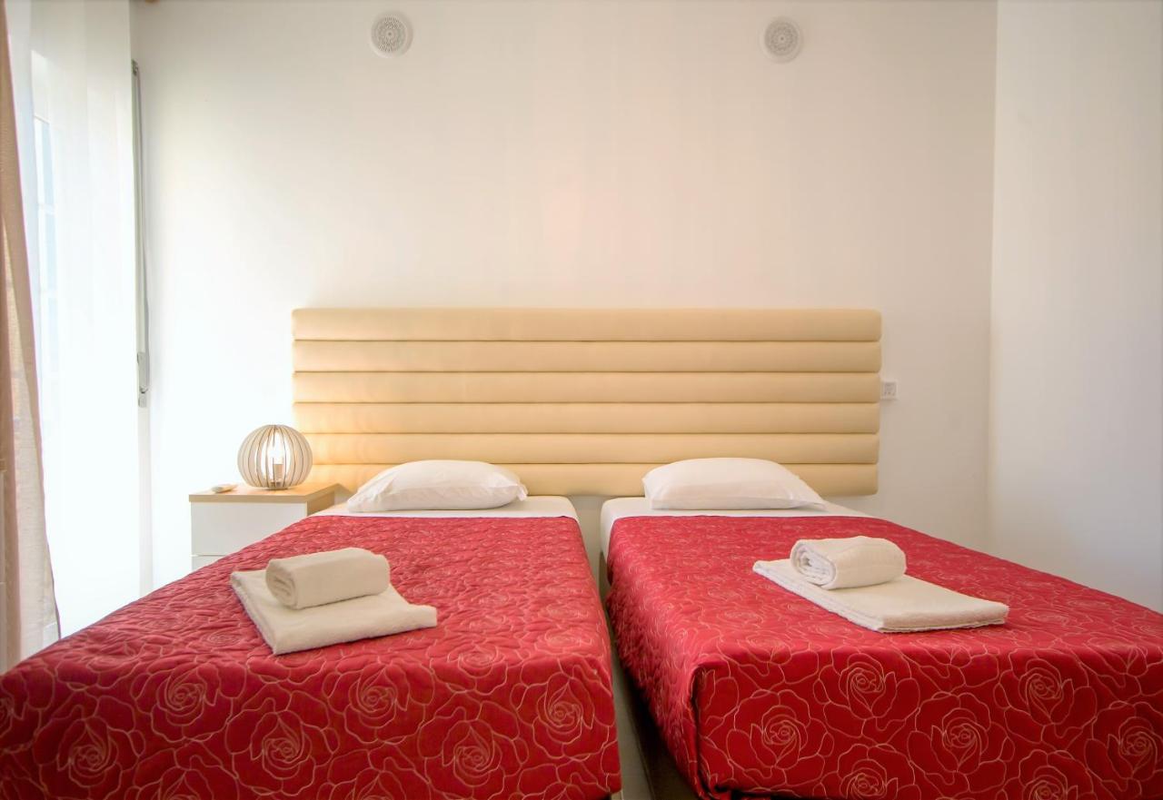 Olhos De Agua Apartment Albufeira II Eksteriør billede